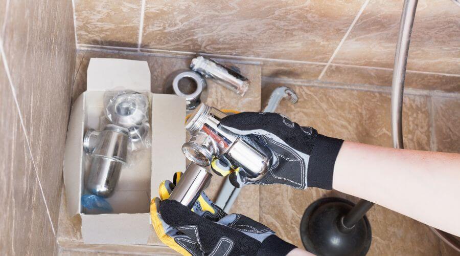 Expert Emergency Roof Repairs services in Maxwell, IA